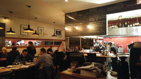 DUR À CUIRE Restaurant by null