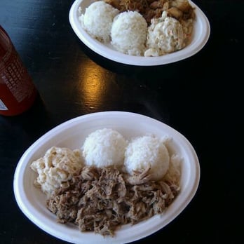 Roxy's Island Grill - Kahlua pork and sho yo chicken - Hawaiian Near Me - Beaverton, Oregon