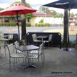 Kiss My Fish - Outside eating area