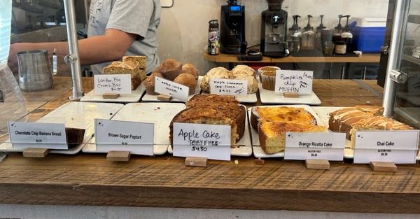 Monumental Market by null