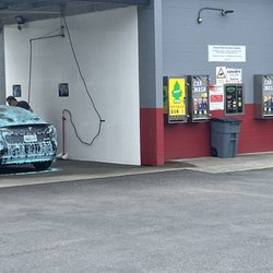 Harbour Pointe Auto Bath