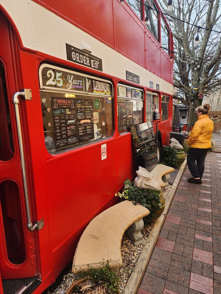 Double D's Coffee & Desserts