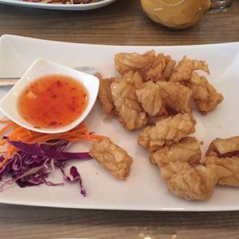 Laem Buri - Garlic Peppered Calamari--but no garlic or pepper? - Thai Near Me - Seattle, Washington
