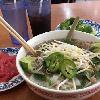 Pho So 1 - #1 rare steak on the side & extra tendon in the soup. - Vietnamese Near Me - Van Nuys, California