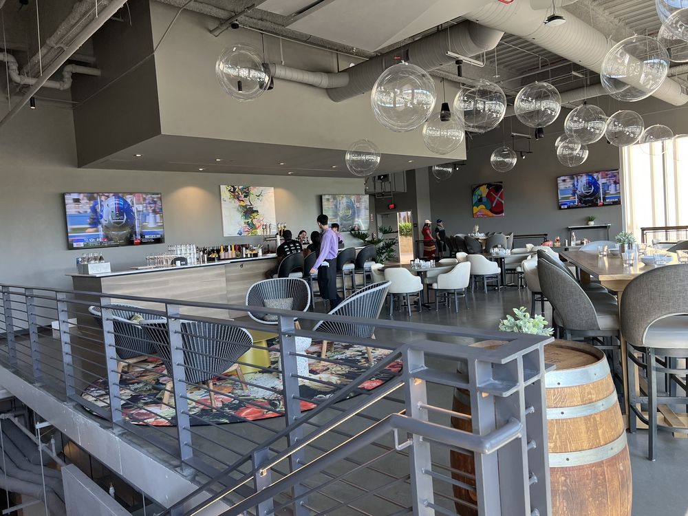 PINSTRIPES 147 Photos & 37 Reviews 6600 Topanga Canyon, Los Angeles