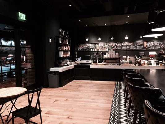 Café 605 by null