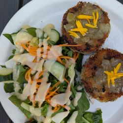 Rose & Rooster - Fish cakes