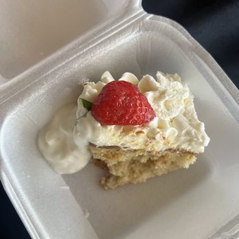 Astor’s Table - Seis Leche Cake - Steakhouses Near Me - Katy, Texas