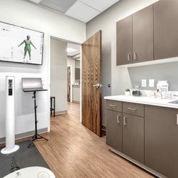 Vitalis Medical Weight Loss & Wellness - We offer 3D Body Scanning to make sure we're looking at more than just the scale!