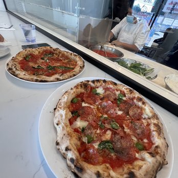 Sei Pizza Bar - Diavola and Marinera Pizza - Pizza Near Me - Los Angeles, California