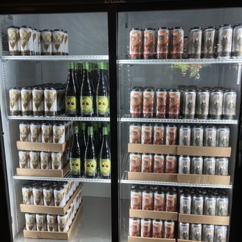 The Warbler Brewery - To go - Breweries Near Me - Delmar, New York