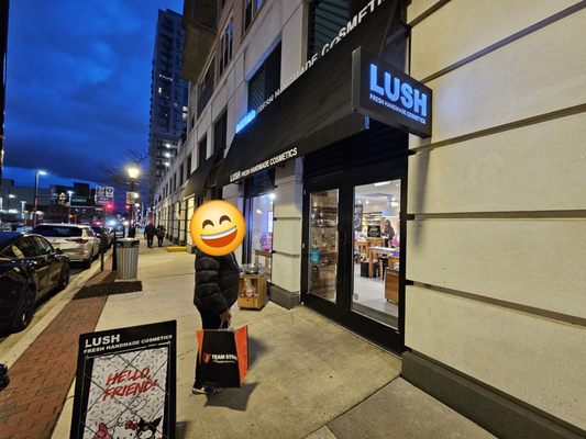 Lush Cosmetics Harbor East by null