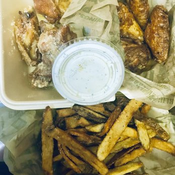 Wingstop - Garlic Parmesan and Spicy Korean BBQ - Chicken Wings Near Me - Taylors, South Carolina Wingstop - Garlic Parmesan and Spicy Korean BBQ - Chicken Wings Near Me - Taylors, South Carolina