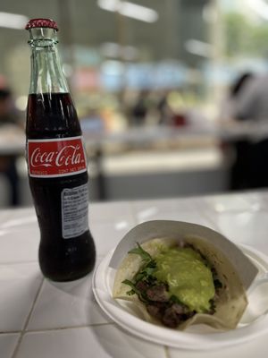 LOS TACOS No.1 by null