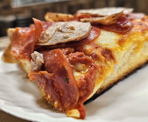 Brothers Pizzeria by null