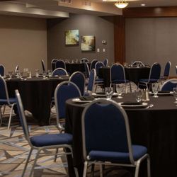 DoubleTree by Hilton Omaha Southwest - Meeting Room