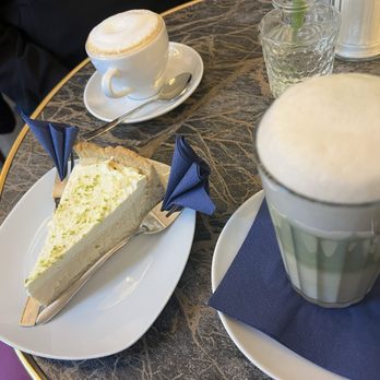 Frau Behrens Torten - Patisserie/Cake Shop Near Me - Berlin, BE