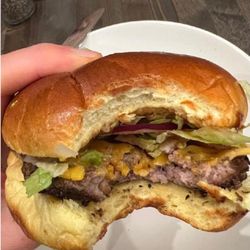 LP MKE - BYO Burger