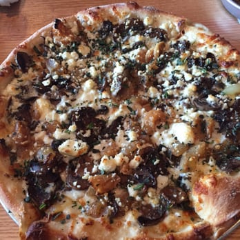 Pies & Pints - 10 inch mushroom garlic pizza - Pizza Near Me - Columbus, Ohio Pies & Pints - 10 inch mushroom garlic pizza - Pizza Near Me - Columbus, Ohio