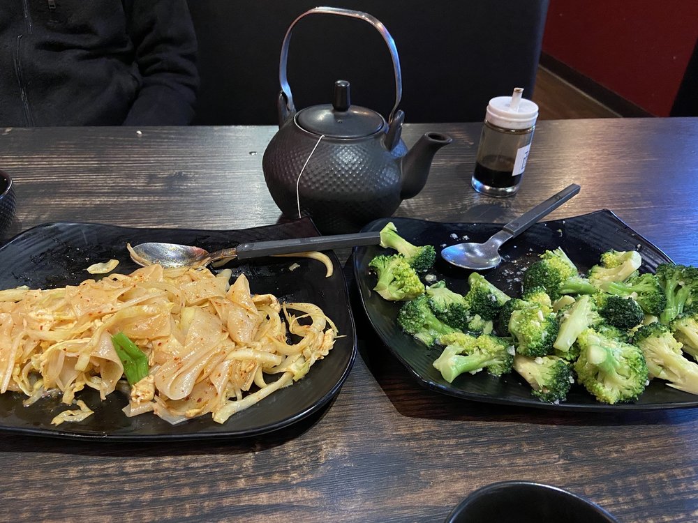 CHOPSTIX CHINESE CUISINE 95 Photos & 84 Reviews 631 W Centennial