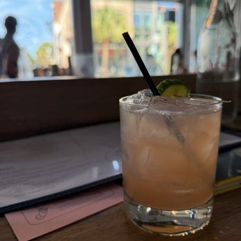 The Darling Oyster Bar - Pink pearl - Seafood Near Me - Charleston, South Carolina