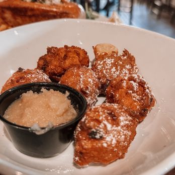 Pearlz Oyster Bar - Corn Fritters - Seafood Near Me - Charleston, South Carolina