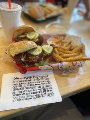 Dave's Hot Chicken by null