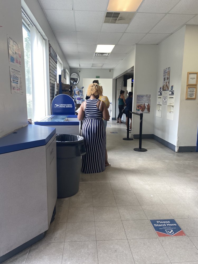 UNITED STATES POST OFFICE Updated September 2024 314 Lennon Dr, Wilmington, North Carolina