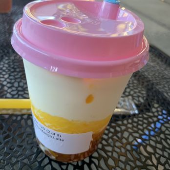 Motto Tea Cafe - Desserts Near Me - Pasadena, California