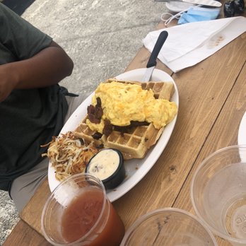 Honeybear Cafe - CHICKEN FRIED CHICKEN SKILLET - Breakfast & Brunch Near Me - Chicago, Illinois