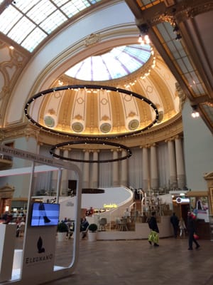 Stadsfeestzaal by null