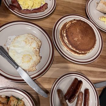 Home Kitchen - Breakfast Spread - American Near Me - New York, New York Home Kitchen - Breakfast Spread - American Near Me - New York, New York