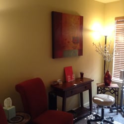 Acupuncture Office of Yami Battista and Mickey Boyle - Private treatment room