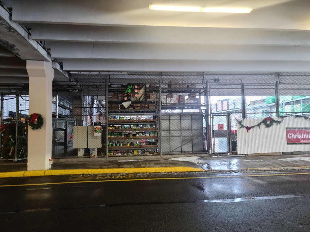 THE HOME DEPOT Updated October 2024 44 Reviews 1055 Paterson