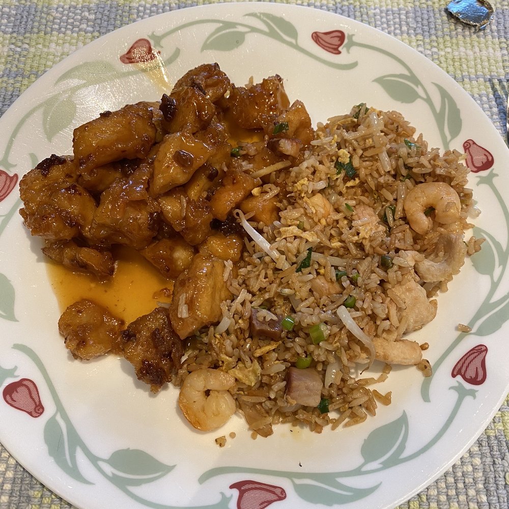 Ken Kee - Orange chicken and Ken Kee Fried Rice - Seafood Near Me - Chicago, Illinois Ken Kee - Orange chicken and Ken Kee Fried Rice - Seafood Near Me - Chicago, Illinois