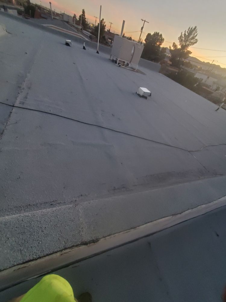 Slide of El Paso Roofing 915