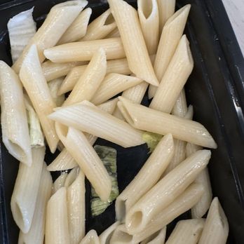 kitchen747 - Nothing on this "kids pasta" should have had butter and cheese. - Pizza Near Me - Roseville, California kitchen747 - Nothing on this "kids pasta" should have had butter and cheese. - Pizza Near Me - Roseville, California