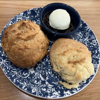 Tupelo Honey Southern Kitchen & Bar - Biscuits For A Cause - New American Near Me - Huntsville, Alabama Tupelo Honey Southern Kitchen & Bar - Biscuits For A Cause - New American Near Me - Huntsville, Alabama
