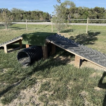 Lincoln West KOA Holiday - Dog park with ramp and tunnel - Campgrounds Near Me - Seward, Nebraska Lincoln West KOA Holiday - Dog park with ramp and tunnel - Campgrounds Near Me - Seward, Nebraska