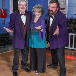 Ozark Mountain Hoe-Down Music Theatre - Veteran Entertainers!