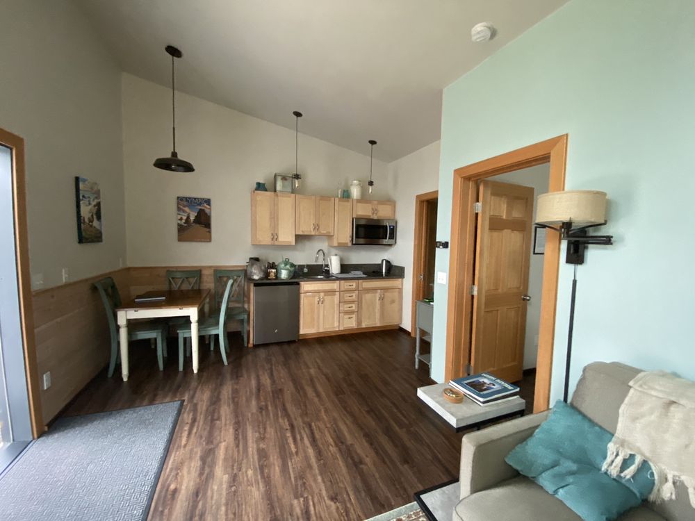 HOH VALLEY CABINS AT ELK MEADOWS 14 Photos 5843 Upper Hoh Rd, Forks