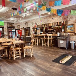 Almanza's Authentic Mexican Restaurant - Very Clean, Nice Hospitality, Great Chips And Salsa. Delicious Food, Totally Recommend This Restaurant, A Great Friend Told Us About It.