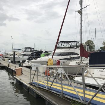 James Creek Marina - Marinas Near Me - Washington, DC, District of Columbia