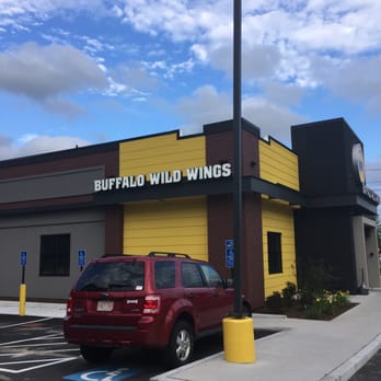 Buffalo Wild Wings - Buffalo Wild Wings of Hanover -- Hanover Mall : 1799 Washington Street / Route 53, Hanover       Side Exterior - Chicken Wings Near Me - Hanover, Massachusetts