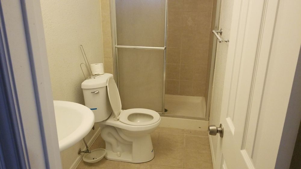 Slide of 4XTream Roofing & Contracting