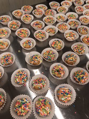 BB's Baby Donuts by null