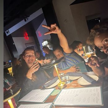 Common Room - American Near Me - Hollywood, Florida