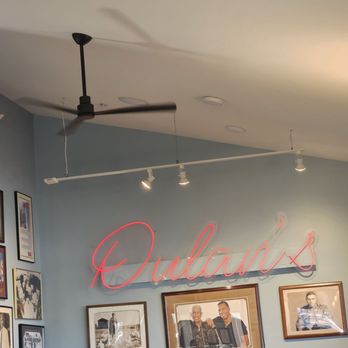 Dulan's On Crenshaw - You see inside - Soul Food Near Me - Los Angeles, California Dulan's On Crenshaw - You see inside - Soul Food Near Me - Los Angeles, California