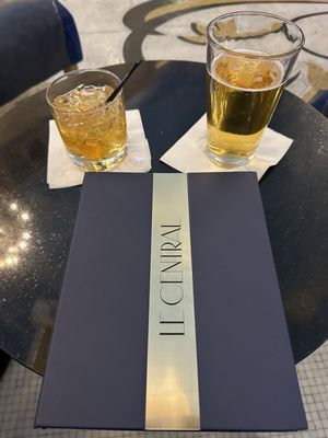 Le Central Bar by null