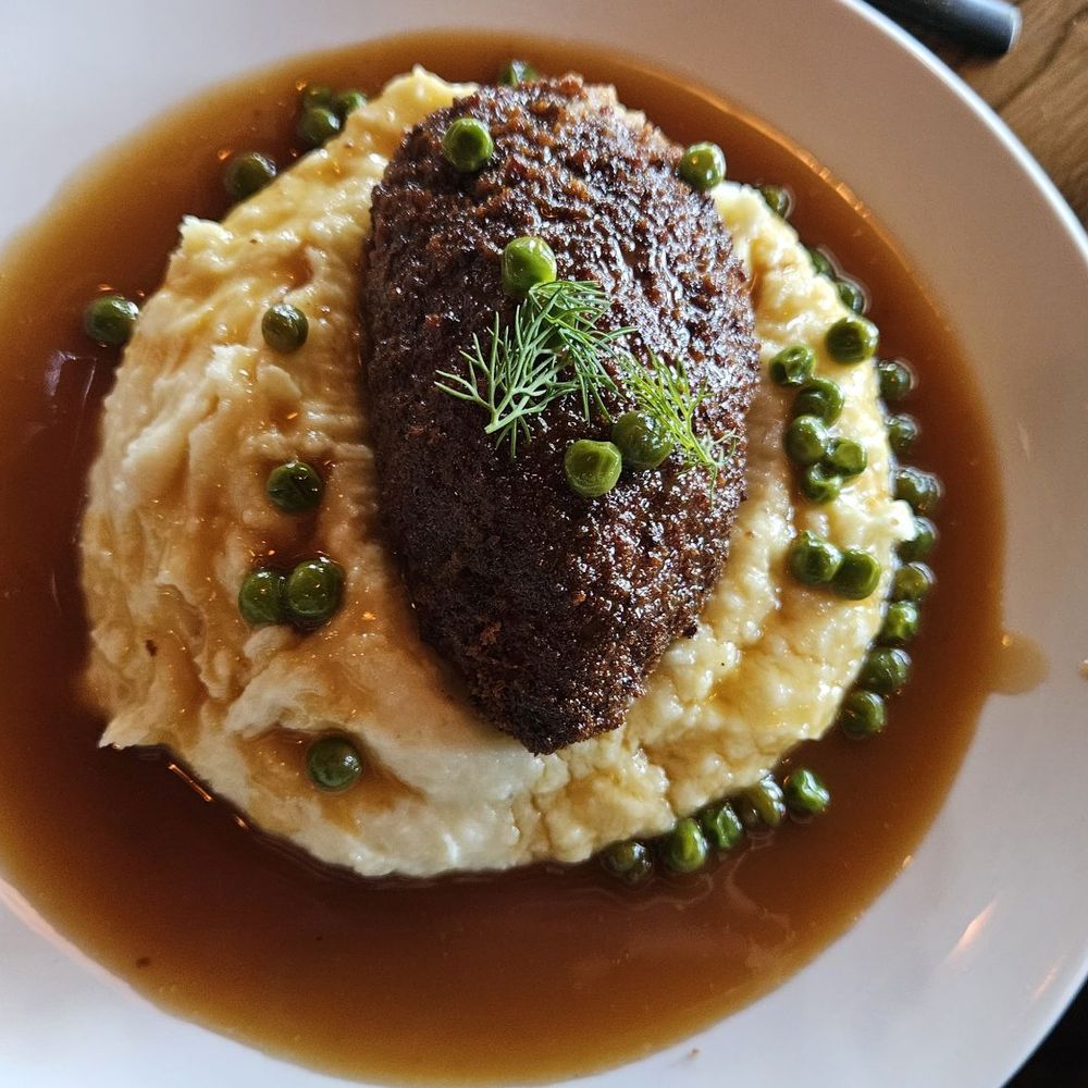 Maplewood Public House - Chicken Keiv - Breweries Near Me - Glen Ellyn, Illinois